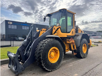 Wheel loader Volvo L90H: picture 3