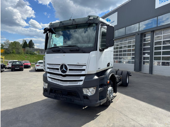 Cab chassis truck MERCEDES-BENZ Antos