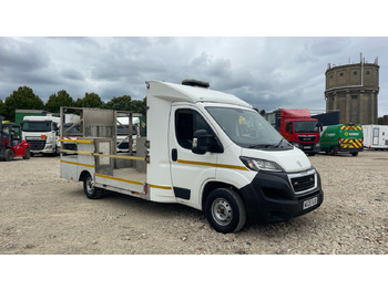 Flatbed van PEUGEOT Boxer