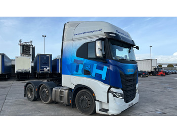 Tractor unit IVECO S-WAY