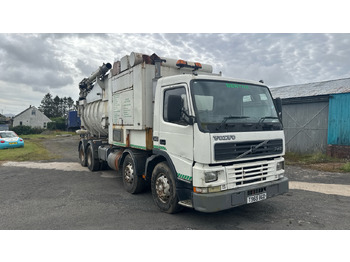 Vacuum truck VOLVO FM12
