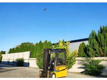 Electric forklift YALE