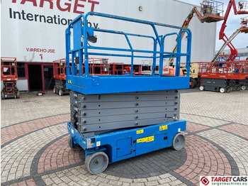 Scissor lift GENIE