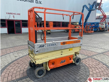 Scissor lift JLG