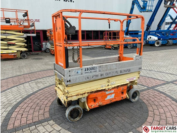 Scissor lift JLG