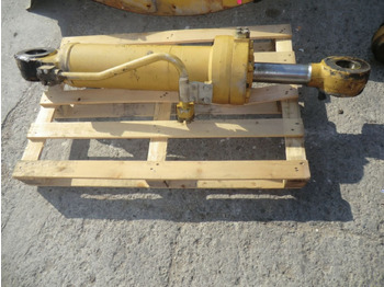 Hydraulic cylinder for Construction machinery Caterpillar 962H Cilindro di ribaltamento: picture 3