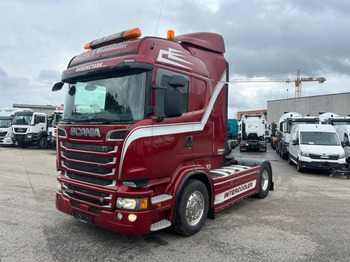 Tractor unit SCANIA R 520