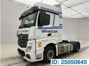 Tractor unit MERCEDES-BENZ Actros 1842