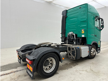 Tractor unit Volvo FH 460 Globetrotter: picture 4