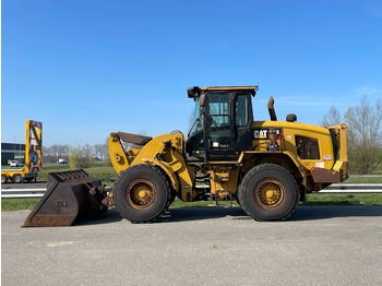 Wheel loader CATERPILLAR 938K