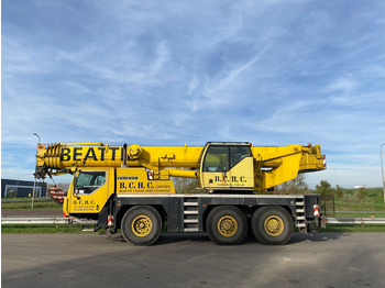 Mobile crane Liebherr LTM1055/1: picture 2