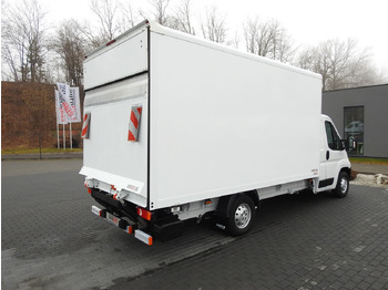 Box van PEUGEOT BOXER BOX LIFT 8 PALLETS CRUISE CONTROL AIR CONDITIONING  140HP: picture 3
