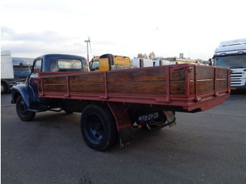 Dropside/ Flatbed truck Bedford A 5LCG 5 TONNER: picture 4