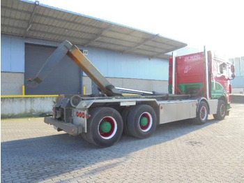 Hook lift truck DAF XF 105 410 FAD 8X4 STEEL SUSPENSION: picture 4 Hook lift truck DAF XF 105 410 FAD 8X4 STEEL SUSPENSION: picture 4
