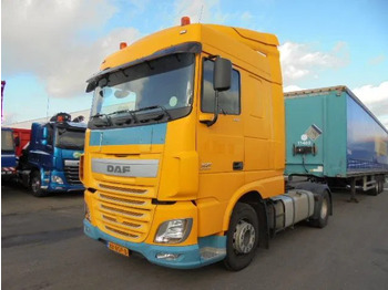 Tractor unit DAF XF 440