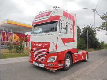 Tractor unit DAF XF 530