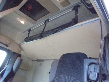 Tractor unit Mercedes-Benz Actros 1842 15x IN STOCK: picture 4 Tractor unit Mercedes-Benz Actros 1842 15x IN STOCK: picture 4