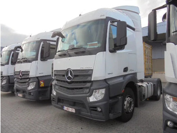 Tractor unit MERCEDES-BENZ Actros 1943