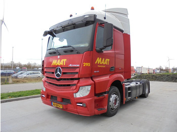 Tractor unit MERCEDES-BENZ Actros 1943