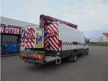 Truck Iveco Daily 70 70C17: picture 4