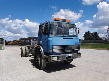 Cab chassis truck Iveco Magirus 190-26 water cooling chassis truck: picture 2