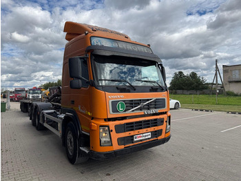 Container transporter/ Swap body truck Volvo FM 440, 6x4, spring/spring, manual gearbox: picture 2