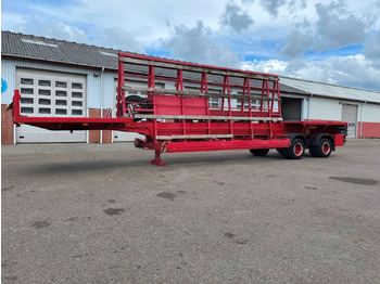 Low loader semi-trailer