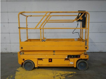 Scissor lift HAULOTTE Compact 8