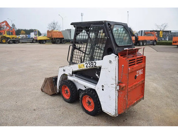 Skid steer loader Bobcat S70: picture 3