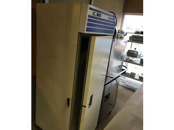 Food processing equipment Tour refrigere Gastro ou 600x400 Armoires froides Self de presentation Table de decoupe refrigeree: picture 4