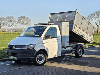 Interior photo 1: Tipper van Volkswagen Transporter 2.0 TDI L2 Kipper Airco Eur6