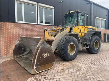 Wheel loader KOMATSU WA250