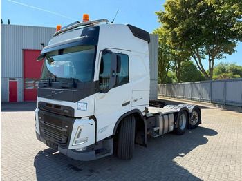 Tractor unit VOLVO FM