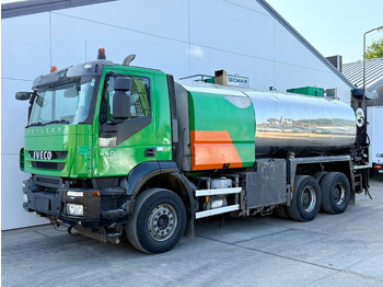 Asphalt distributor IVECO Trakker