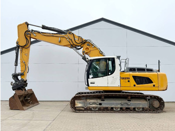 Crawler excavator LIEBHERR R 926
