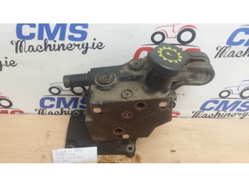 Hydraulic valve for Farm tractor Case Mxm175, Mxm190 New Holland Tm175, Tm190 47123177 Center  Diverter Valve: picture 4 Hydraulic valve for Farm tractor Case Mxm175, Mxm190 New Holland Tm175, Tm190 47123177 Center  Diverter Valve: picture 4