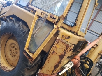 Cab for Backhoe loader Ford 550 Cab Complete: picture 5