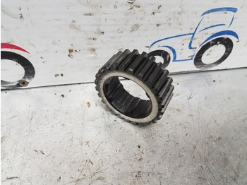 Transmission International Case 84, 85, 95, Series 885, 585 Transmission Gear Hub 398325r1: picture 2