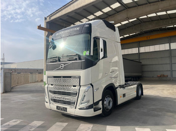 Tractor unit VOLVO FH 460