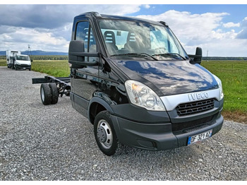 Cab chassis truck Iveco 35C13, 35C12, 35C14, 35C15: picture 4