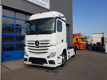 Tractor unit MERCEDES-BENZ Actros 1845
