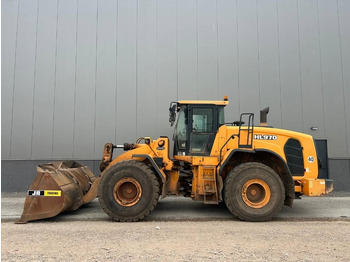 Wheel loader HYUNDAI