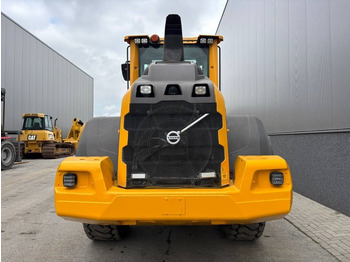 Wheel loader Volvo L 90 H (High tip + New tires): picture 4