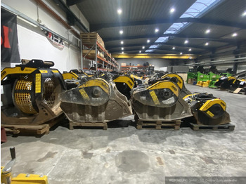 Excavator bucket MB Crusher C50 - BF60 - BF70 - BF80 - BF90 - BF120 ANKAUF von gebrauchten und beschädigten Brecherlöffeln von - Zustand egal: picture 2