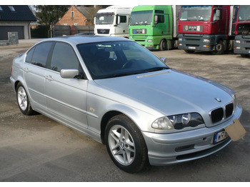 Sedan BMW Seria 3 320i: picture 2