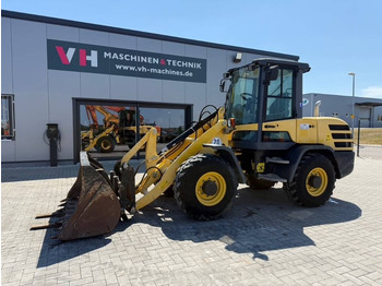 Wheel loader YANMAR