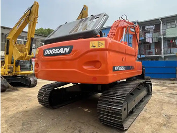 Crawler excavator Cheap Used Korea Brand Doosan DX225LC 20 ton Excavator: picture 3