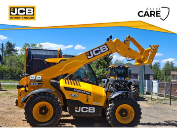 Telescopic handler JCB