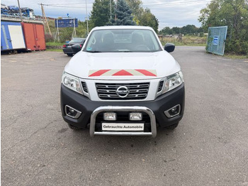 SUV NISSAN Navara