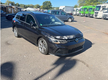 Station wagon VOLKSWAGEN